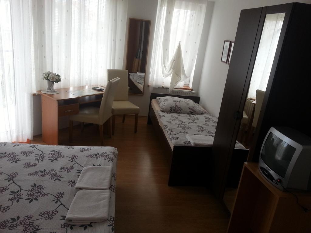 Aamiaismajoitus Osowianka 3*